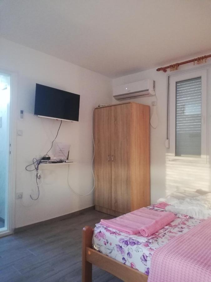Apartmani Kuljanin Donji Milanovac Buitenkant foto